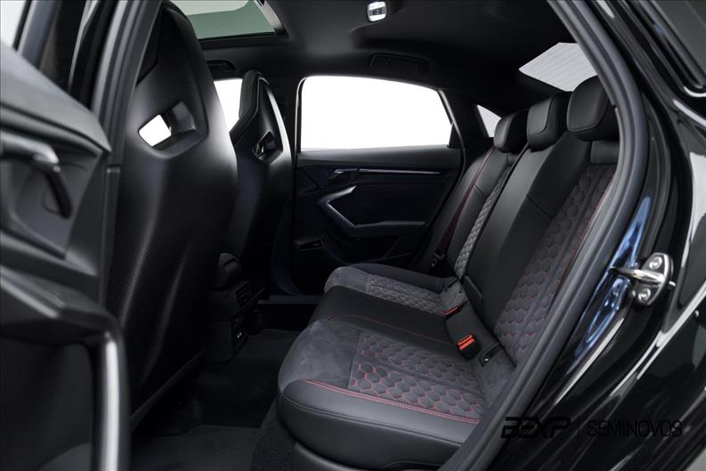 Audi-RS3-2.5 TFSI Sedan Track Quattro