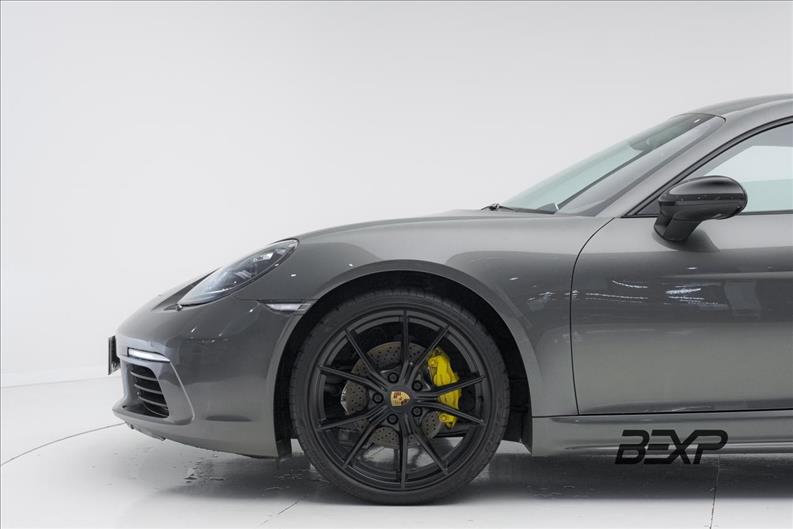 Porsche-718-2.0 16V H4 Cayman