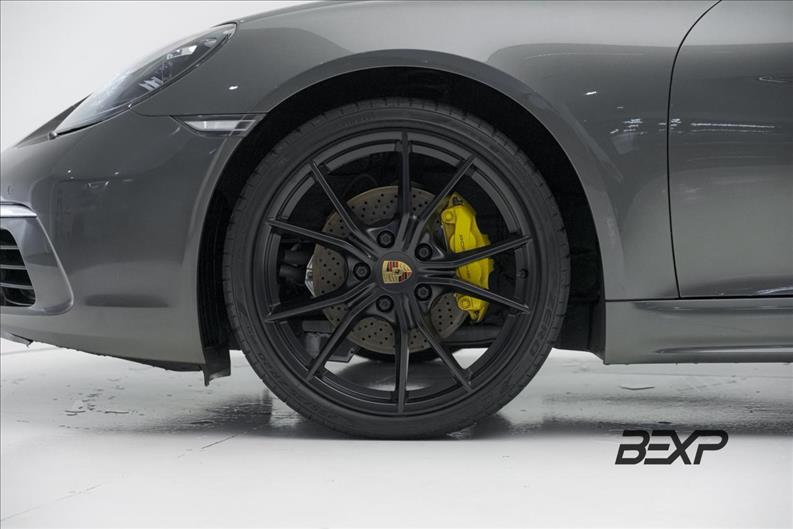 Porsche-718-2.0 16V H4 Cayman