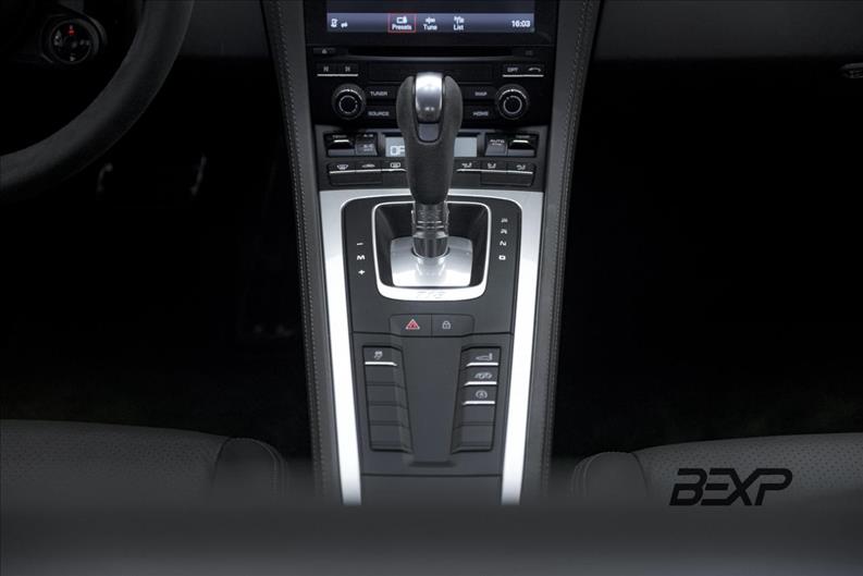 Porsche-718-2.0 16V H4 Cayman