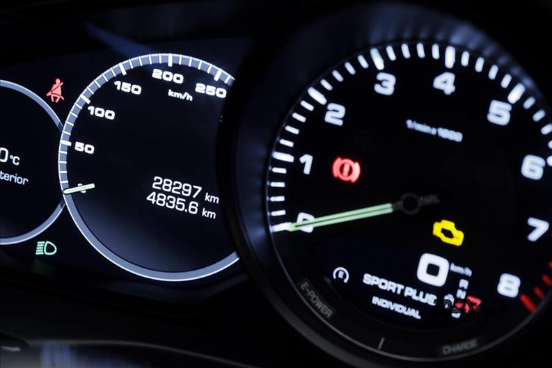 Porsche-PANAMERA-2.9 V6 E-hybrid 4 Sport Turismo