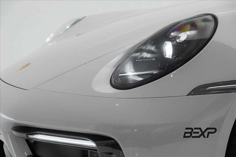 Porsche-911-3.0 24V H6 Carrera