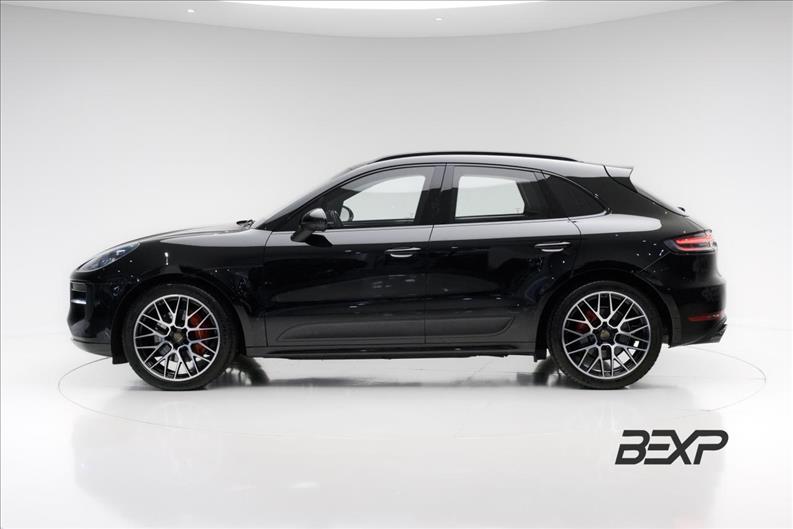 Porsche-MACAN-2.9 GTS 24V V6
