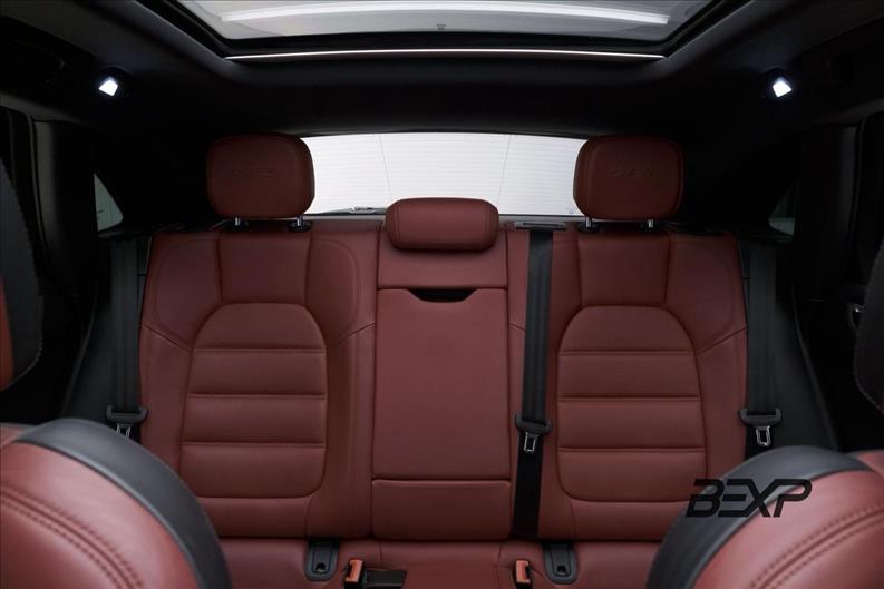 Porsche-MACAN-2.9 GTS 24V V6