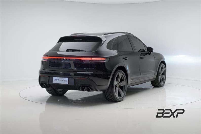 Porsche-MACAN-2.0 Turbo T