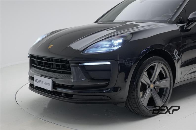 Porsche-MACAN-2.0 Turbo T