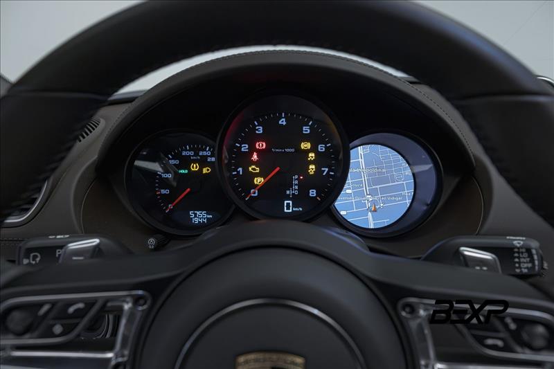 Porsche-718-2.0 16V H4 Boxster