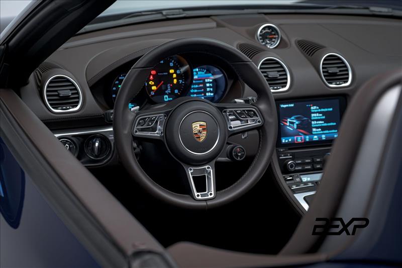 Porsche-718-2.0 16V H4 Boxster