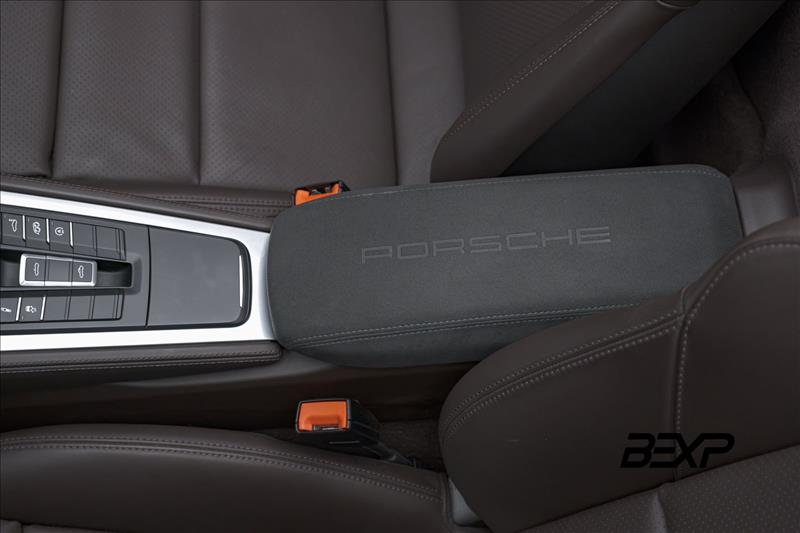 Porsche-718-2.0 16V H4 Boxster