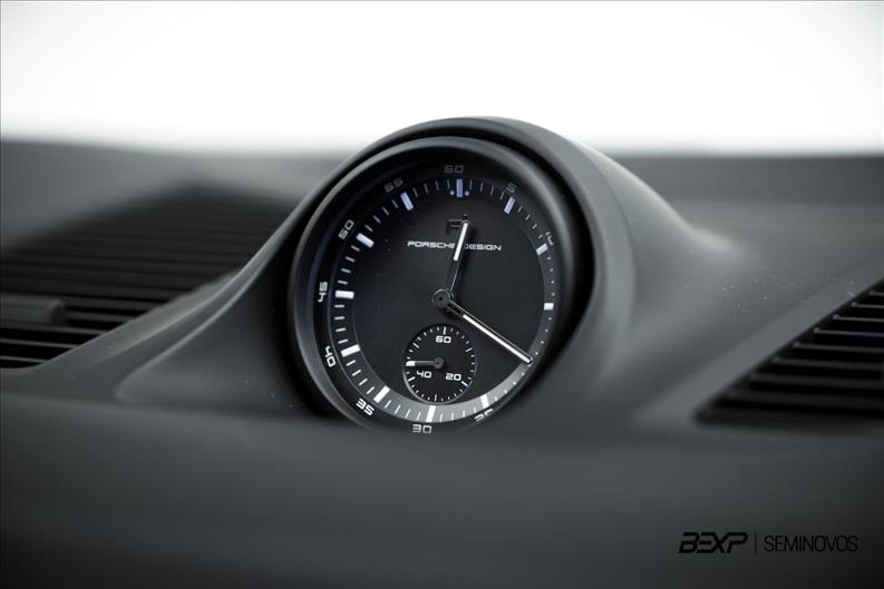 Porsche-CAYENNE-3.0 V6 E-hybrid Coupé AWD S