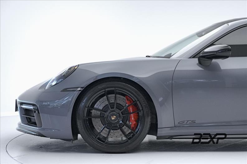 Porsche-911-3.0 24V H6 Carrera GTS