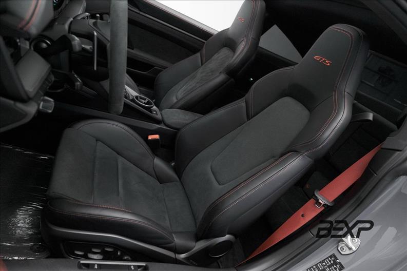 Porsche-911-3.0 24V H6 Carrera GTS