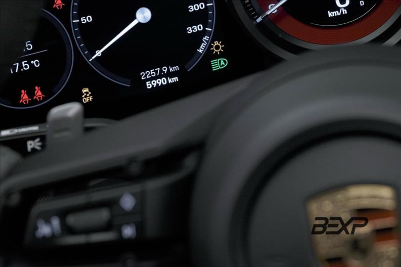 Porsche-911-3.0 24V H6 Carrera GTS