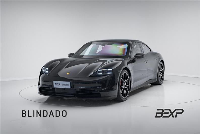Porsche-TAYCAN-4s