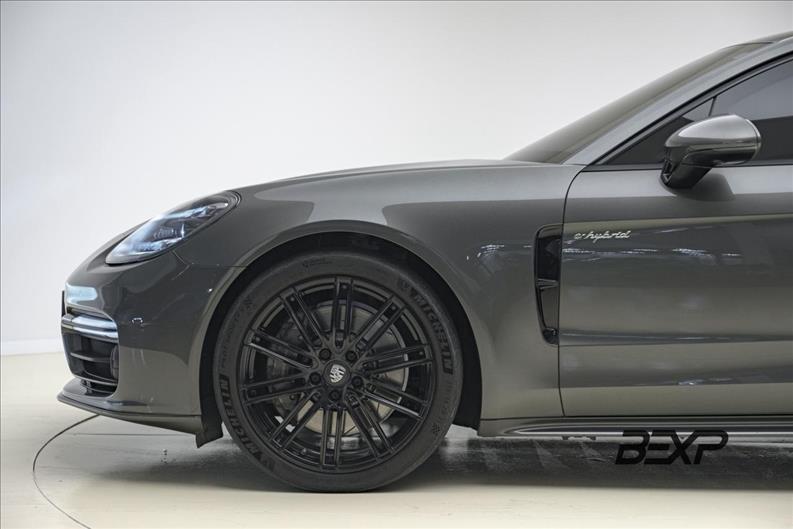 Porsche-PANAMERA-2.9 V6 E-hybrid 4 Sport Turismo