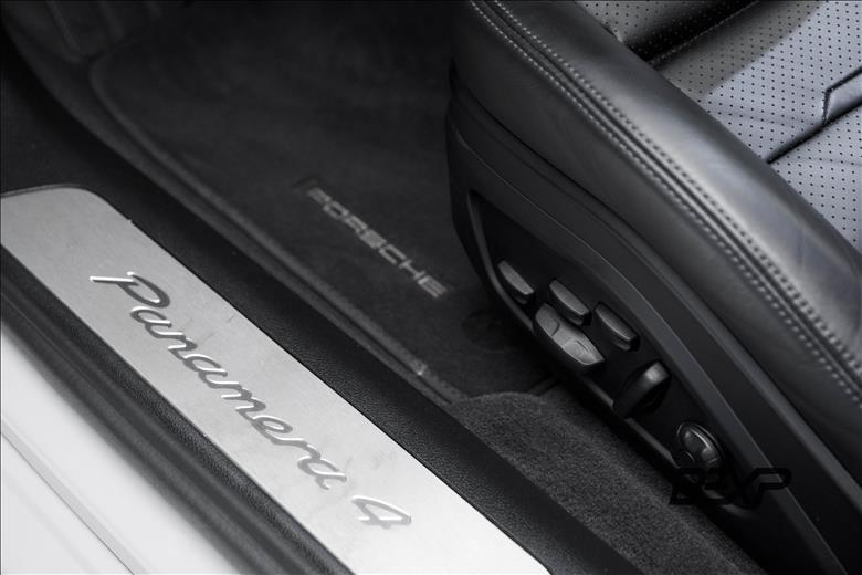 Porsche-PANAMERA-2.9 V6 E-hybrid 4 Sport Turismo