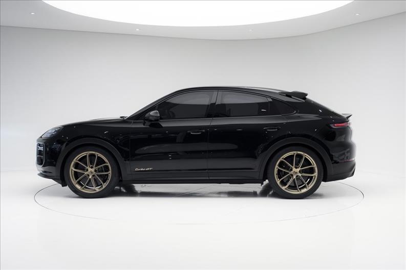 Porsche-CAYENNE-4.0 V8 Turbo GT Coupé AWD S