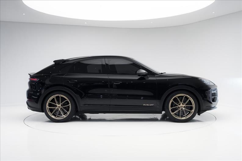 Porsche-CAYENNE-4.0 V8 Turbo GT Coupé AWD S