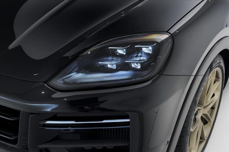 Porsche-CAYENNE-4.0 V8 Turbo GT Coupé AWD S