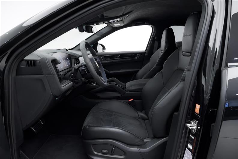 Porsche-CAYENNE-4.0 V8 Turbo GT Coupé AWD S