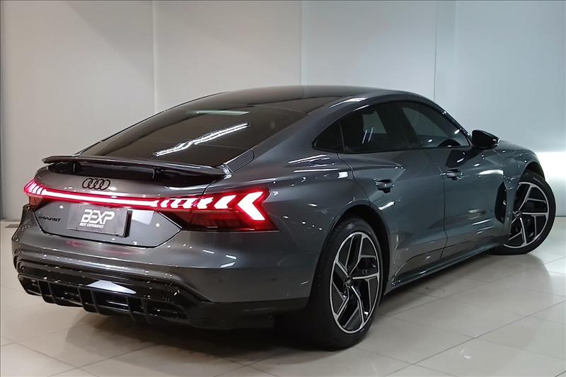 Audi-E-TRON GT-3.9 3100 I6 24V