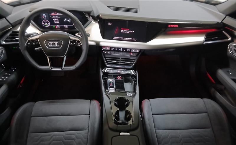 Audi-E-TRON GT-3.9 3100 I6 24V