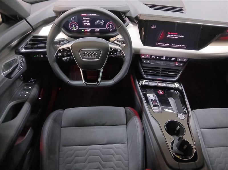Audi-E-TRON GT-3.9 3100 I6 24V