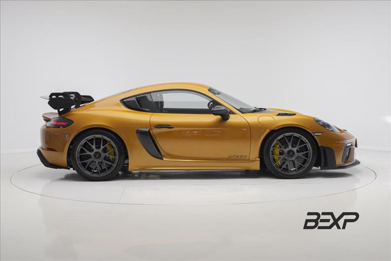 Porsche-718-4.0 H6 Cayman GT4 RS