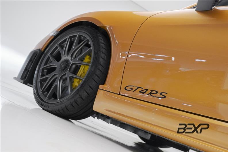 Porsche-718-4.0 H6 Cayman GT4 RS