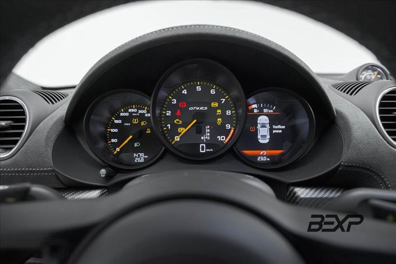 Porsche-718-4.0 H6 Cayman GT4 RS