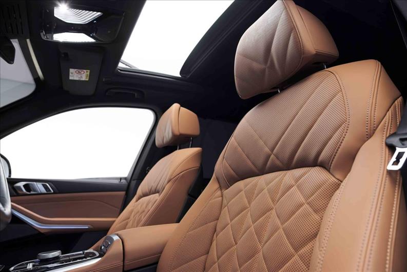 BMW-X5-3.0 I6 Turbo 50E M Sport