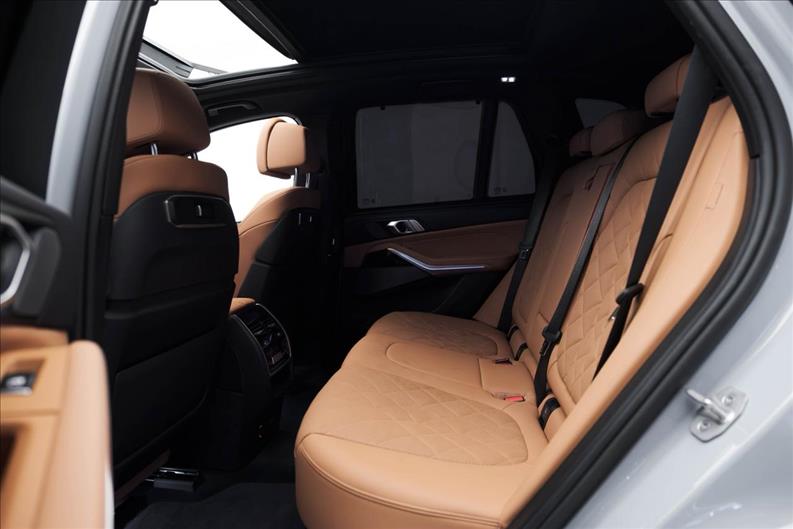 BMW-X5-3.0 I6 Turbo 50E M Sport