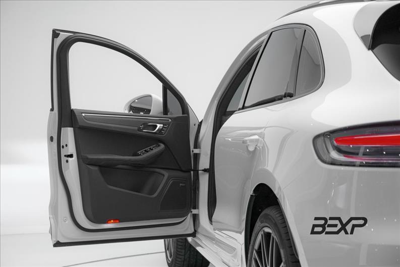 Porsche-MACAN-2.9 V6 Biturbo GTS