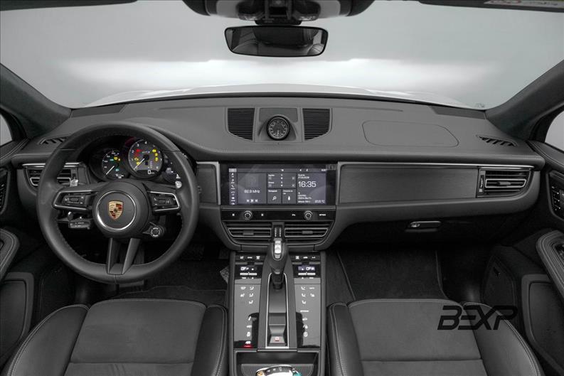 Porsche-MACAN-2.9 V6 Biturbo GTS