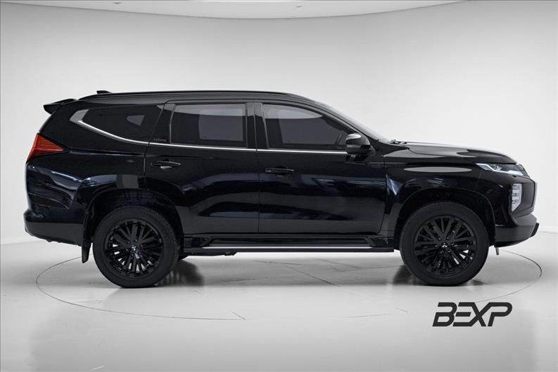 Mitsubishi-PAJERO SPORT-2.4 16V Mivec Turbo Legend Black AWD