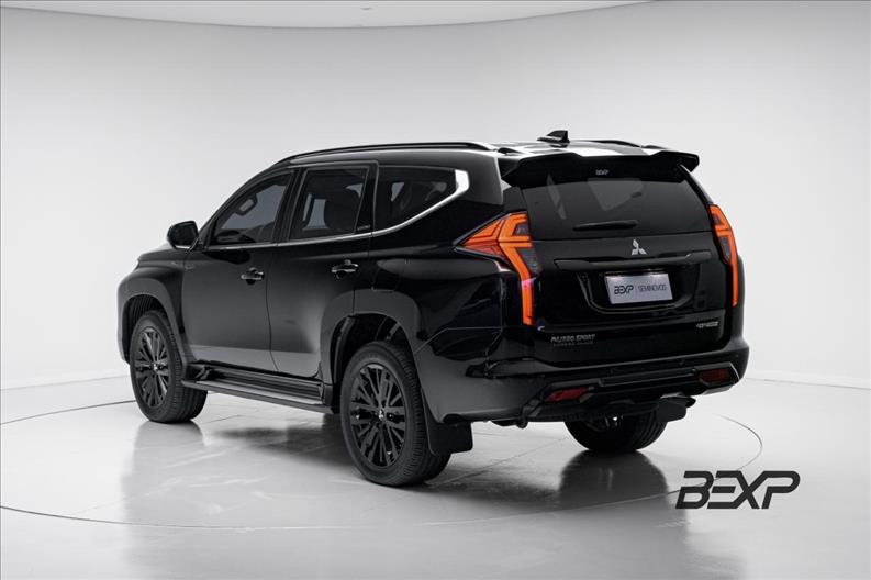 Mitsubishi-PAJERO SPORT-2.4 16V Mivec Turbo Legend Black AWD