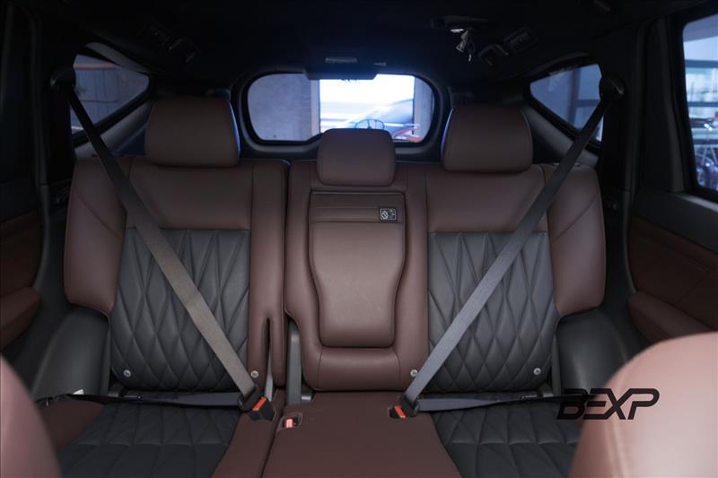 Mitsubishi-PAJERO SPORT-2.4 16V Mivec Turbo Legend Black AWD