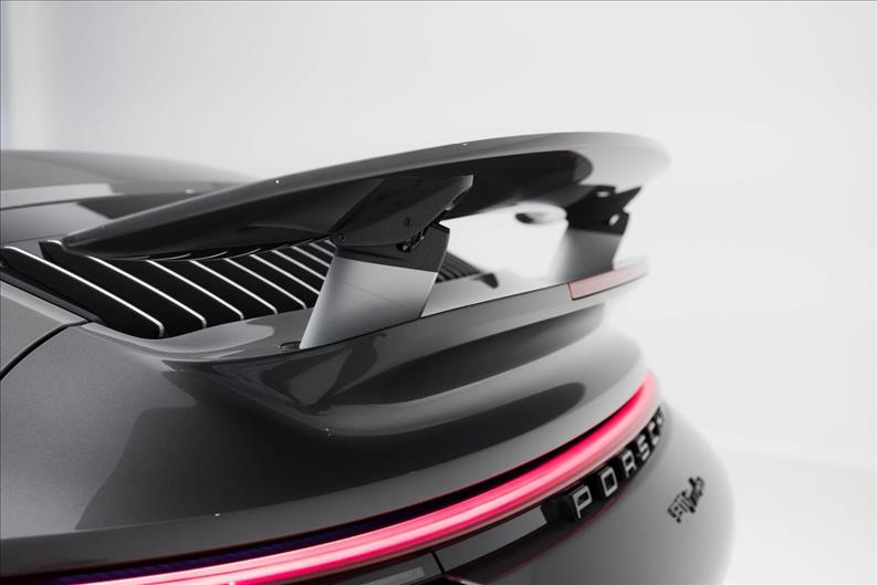 Porsche-911-3.8 24V H6 Turbo Cabriolet