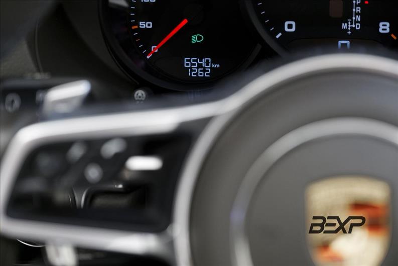 Porsche-718-2.0 16V H4 Boxster