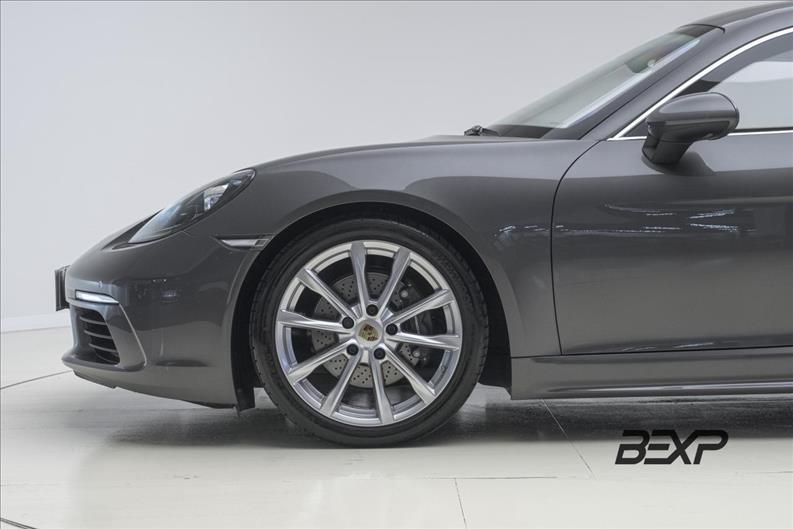 Porsche-718-2.0 16V H4 Cayman