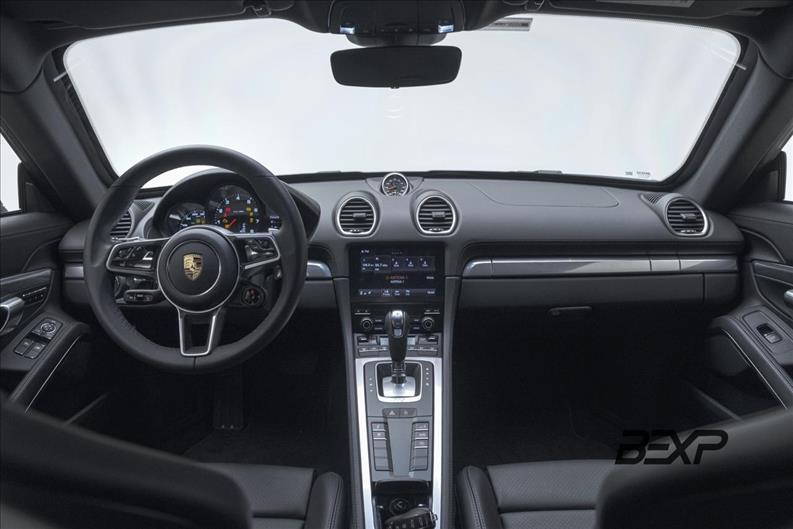 Porsche-718-2.0 16V H4 Cayman