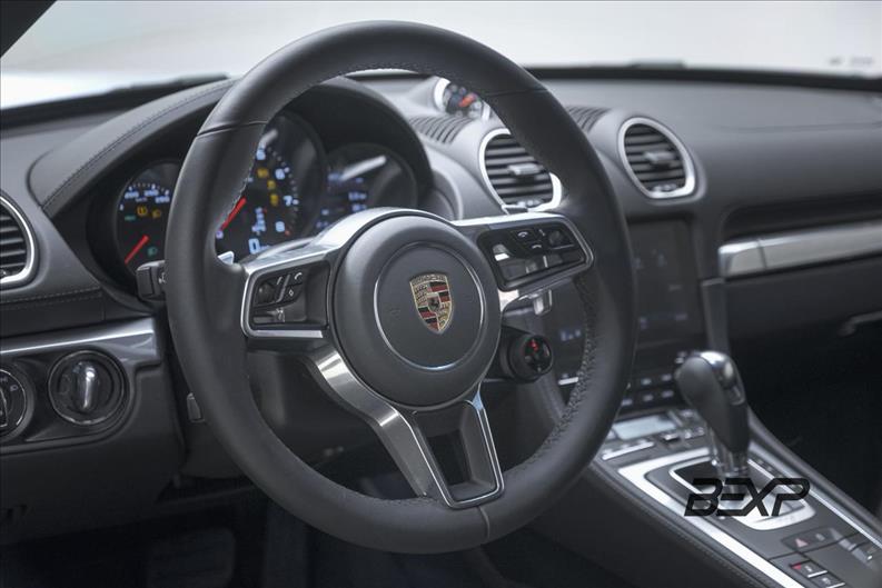 Porsche-718-2.0 16V H4 Cayman