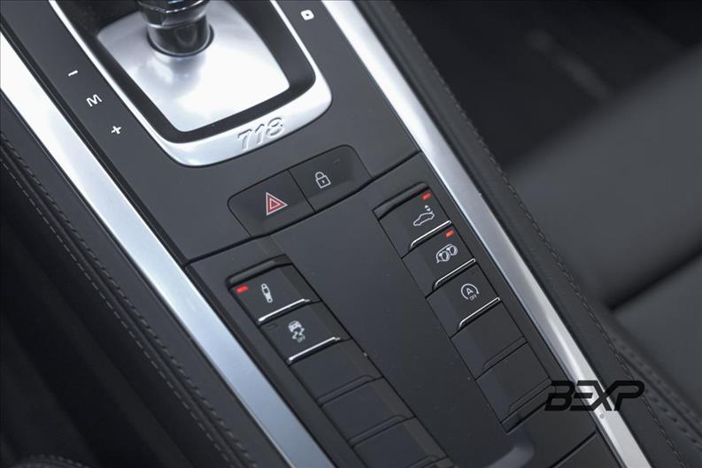 Porsche-718-2.0 16V H4 Cayman