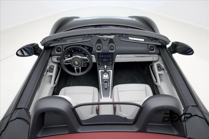 Porsche-718-2.0 16V H4 Boxster