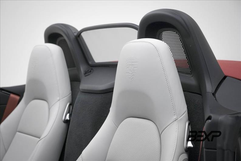 Porsche-718-2.0 16V H4 Boxster