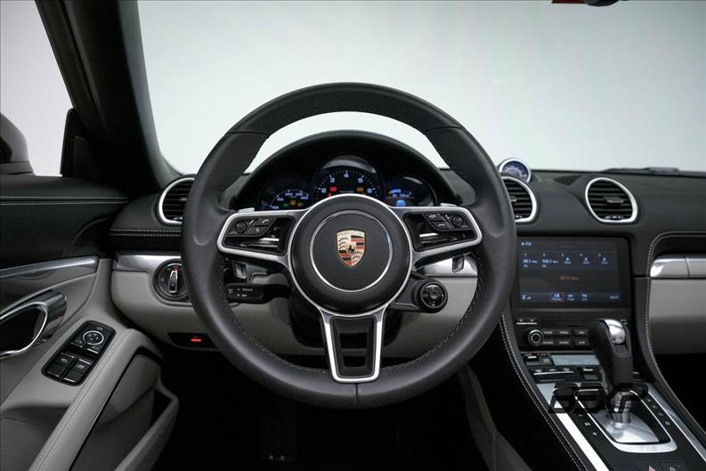 Porsche-718-2.0 16V H4 Boxster