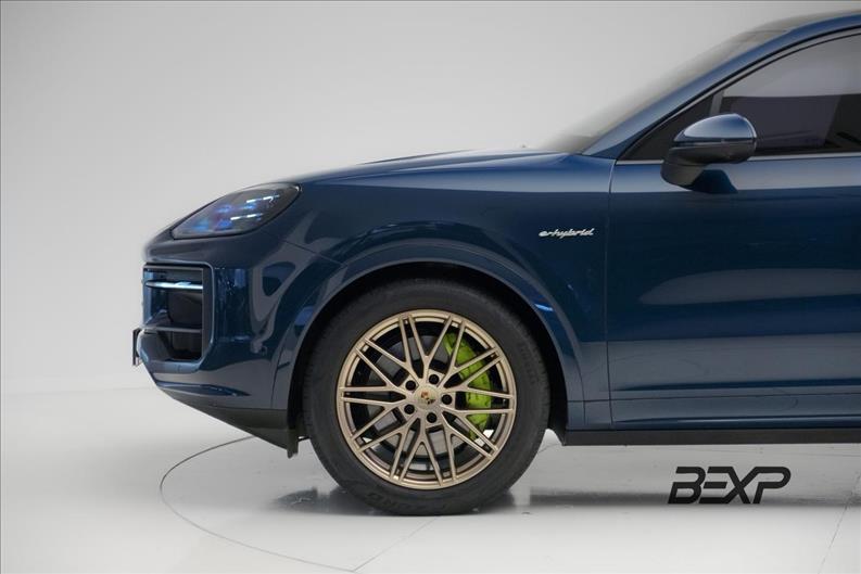 Porsche-CAYENNE-3.0 V6 E-hybrid Coupé AWD S