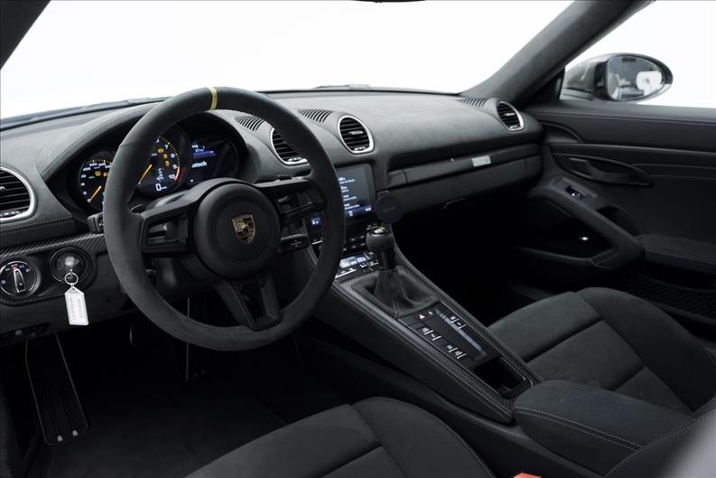 Porsche-718-4.0 H6 Spyder RS