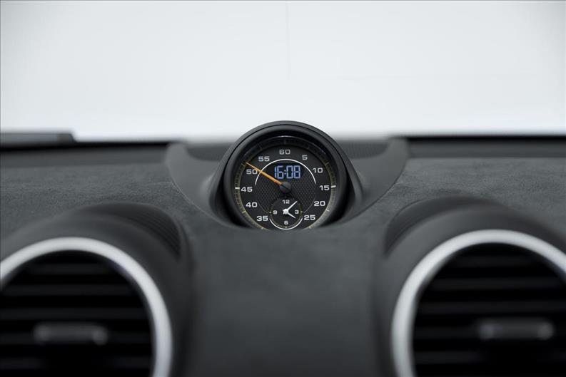 Porsche-718-4.0 H6 Spyder RS