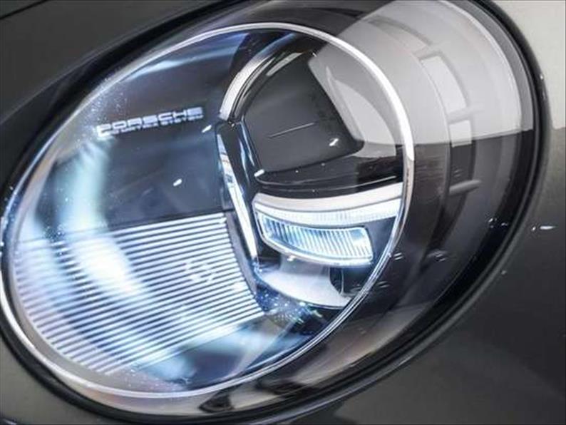 Porsche-911-3.8 24V H6 Turbo